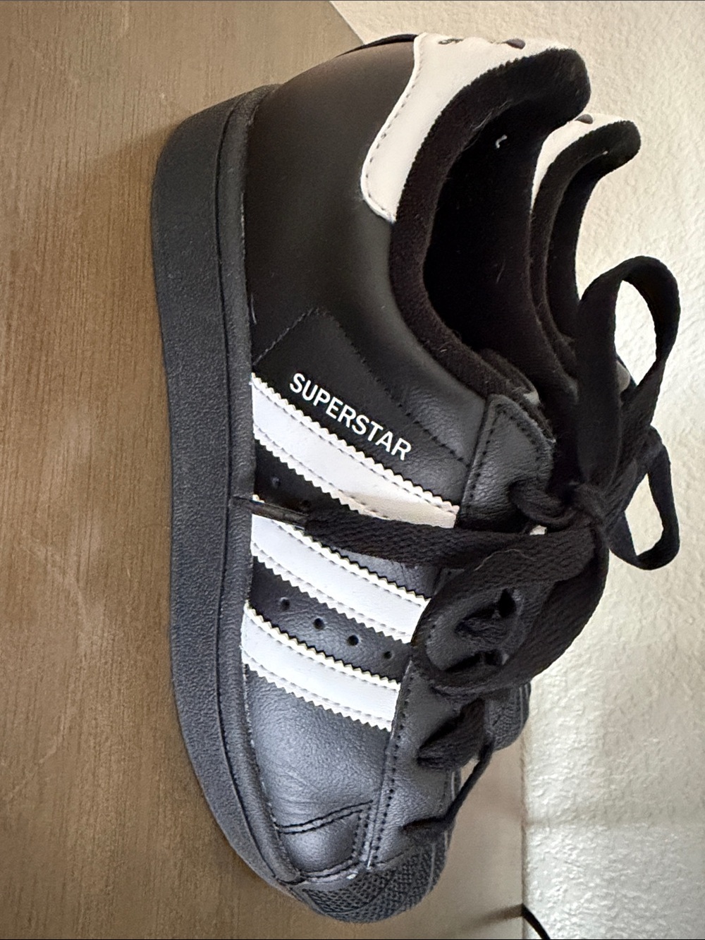 adidas superstar Kids Black and White Low-Top Sneakers - Picture 5 of 8